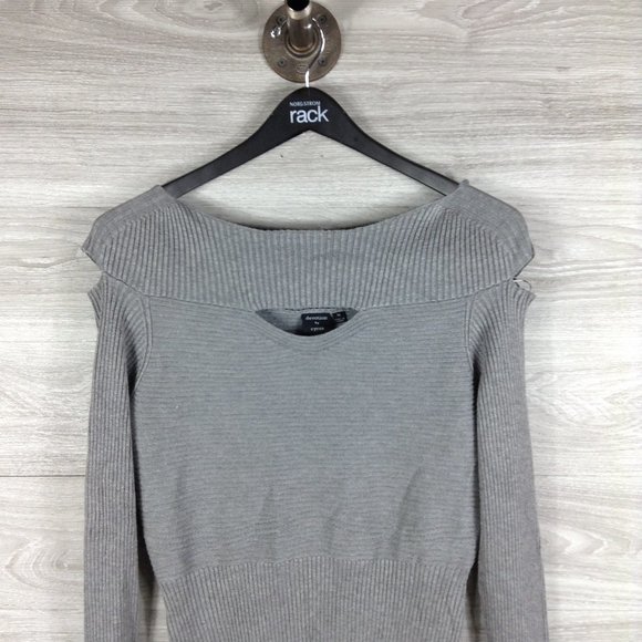 Cyrus Gray Ribbed Cutout Knit Sweater - Picture 2 of 7